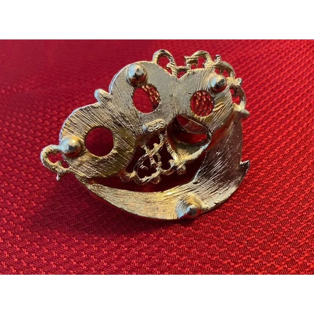Vintage Lipstick Holder - Holds 3 - Beautiful Vanity Piece
